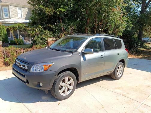 Gray 2008 Toyota RAV4 Limited