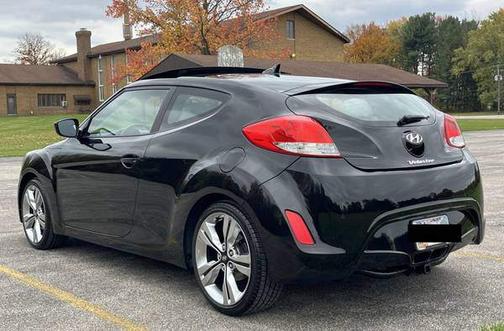 2012 Hyundai Veloster Base