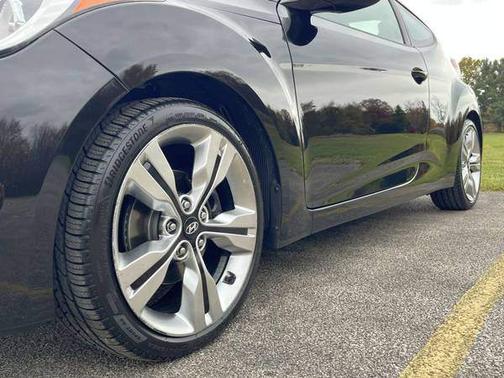 2012 Hyundai Veloster Base