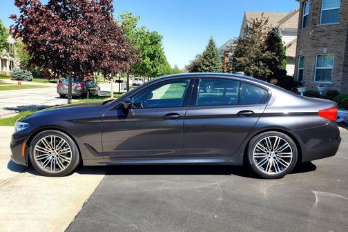 2019 BMW 540 i xDrive