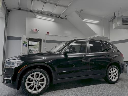 Black 2016 BMW X5 xDrive35d