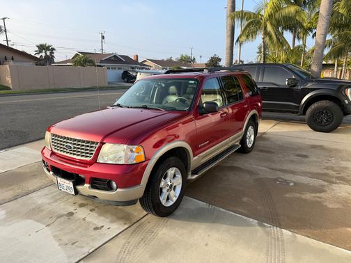 2005 Ford Explorer Eddie Bauer