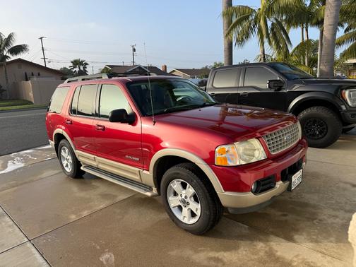 2005 Ford Explorer Eddie Bauer