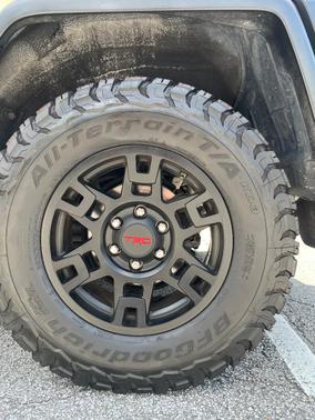 White 2014 Toyota FJ Cruiser Base