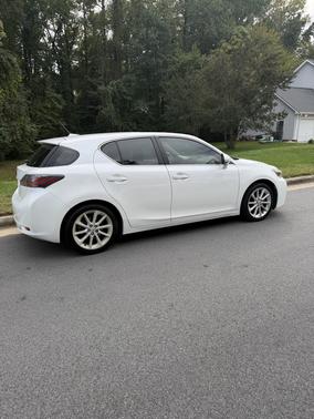 White 2012 Lexus CT 200h Premium