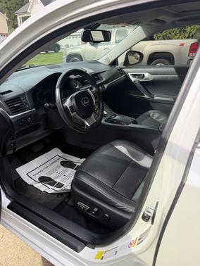White 2012 Lexus CT 200h Premium