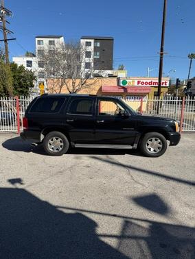 Black 2004 Cadillac Escalade Base