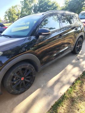 Black 2017 Hyundai TUCSON Night