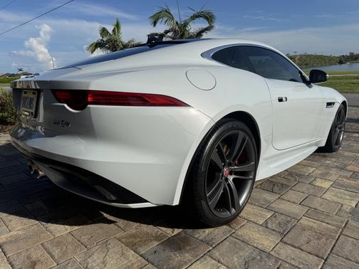 2017 Jaguar F-TYPE S British Design Edition