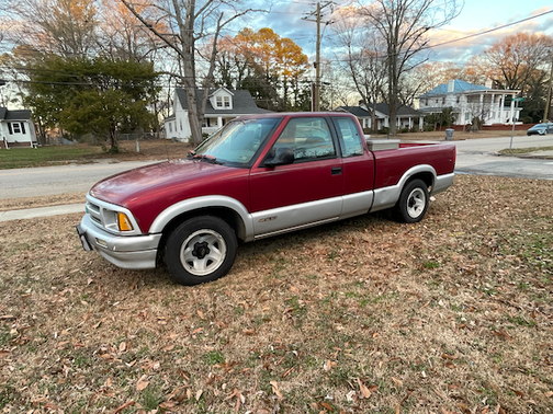 Photo 1 of 5 of 1994 Chevrolet S-10 LS Extended Cab