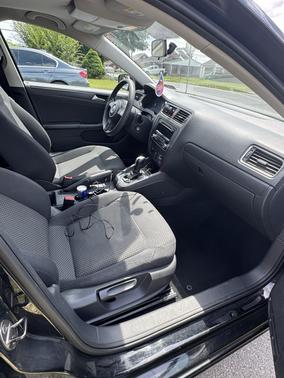 2013 Volkswagen Jetta Base