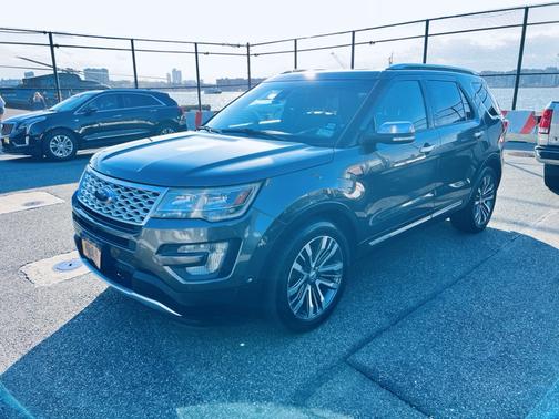 2016 Ford Explorer Platinum