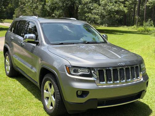Gray 2012 Jeep Grand Cherokee Limited