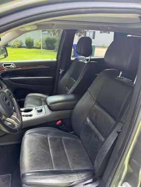 Gray 2012 Jeep Grand Cherokee Limited