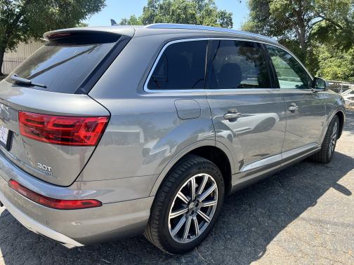 2017 Audi Q7 3.0T Premium Plus