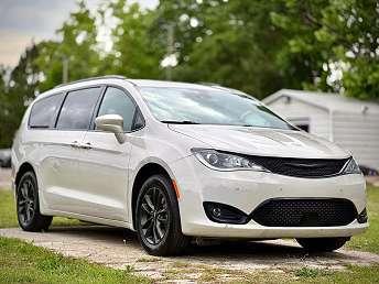 2020 Chrysler Pacifica Launch Edition