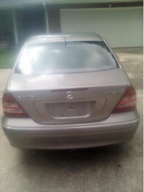 2005 Mercedes-Benz C-Class C240 4MATIC