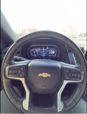 2022 Chevrolet Suburban LT