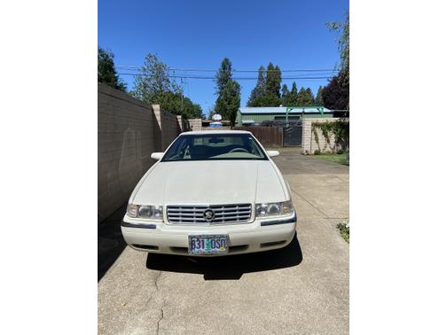 Photo 3 of 15 of 1997 Cadillac Eldorado Base