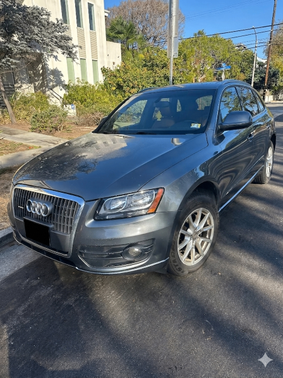 Gray 2012 Audi Q5 2.0T Premium
