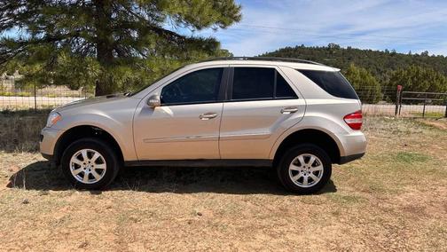 Gold 2007 Mercedes-Benz M-Class ML320 CDI 4MATIC
