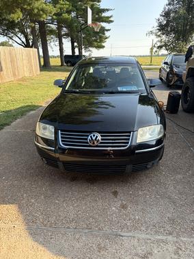 Black 2003 Volkswagen Passat GLX V6