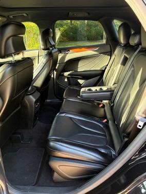 Black 2019 Lincoln MKC Select