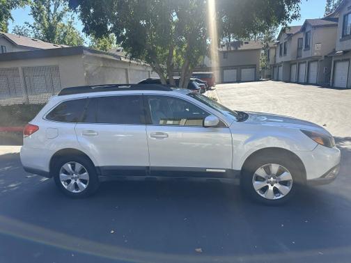 2011 Subaru Outback 2.5 i Limited
