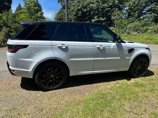 White 2020 Land Rover Range Rover Sport HSE Dynamic