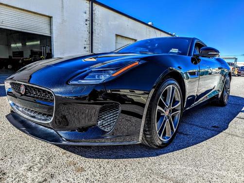 2019 Jaguar F-TYPE P300