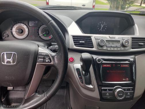 Brown 2015 Honda Odyssey EX-L
