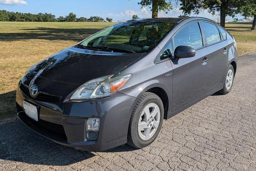 Gray 2011 Toyota Prius V
