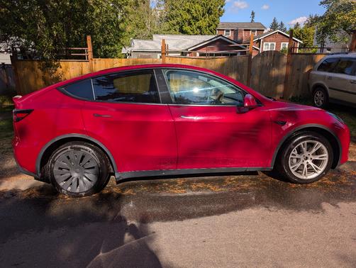 Red 2023 Tesla Model Y Long Range