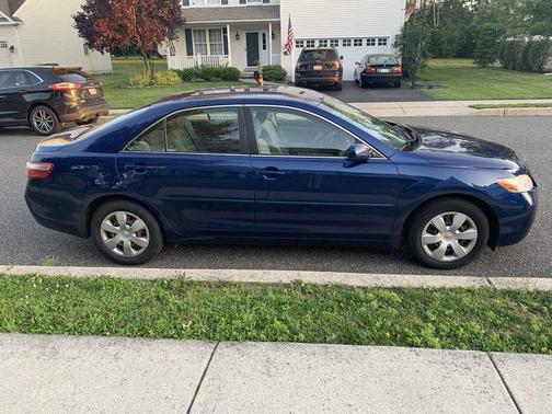 2007 Toyota Camry LE