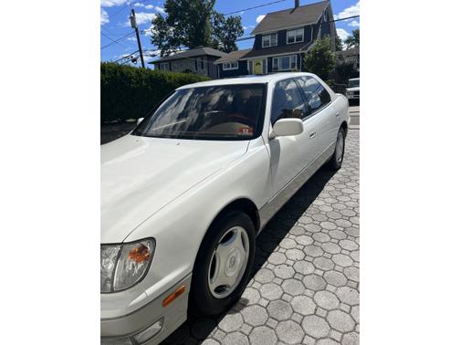 1998 Lexus LS 400 Base
