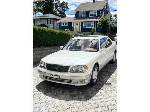 1998 Lexus LS 400 Base