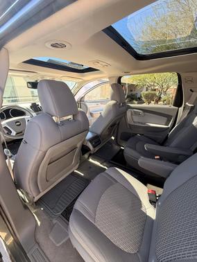 2010 Chevrolet Traverse LT