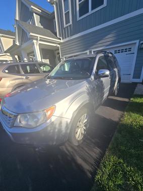 Silver 2013 Subaru Forester 2.5X Limited