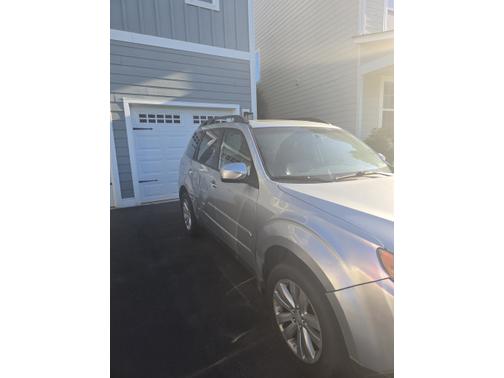Silver 2013 Subaru Forester 2.5X Limited