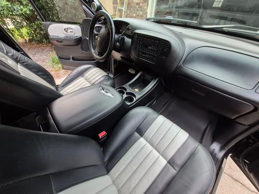 2003 Ford F-150 Lariat SuperCrew