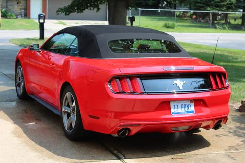 2017 Ford Mustang V6