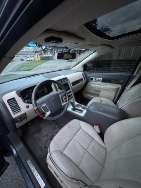 2010 Lincoln MKX Base