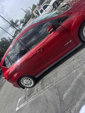 2013 Ford C-Max Hybrid SE