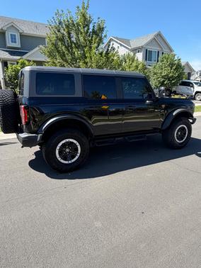 Black 2024 Ford Bronco Badlands