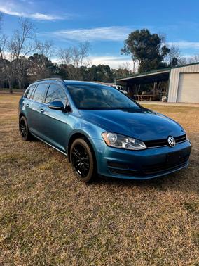 2015 Volkswagen Golf SportWagen TDI SE 4-Door
