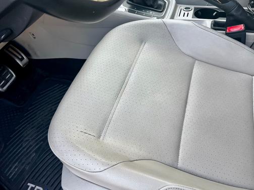 2015 Volkswagen Golf SportWagen TDI SE 4-Door