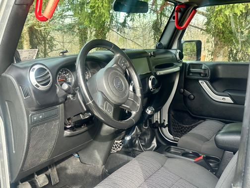 2012 Jeep Wrangler Rubicon