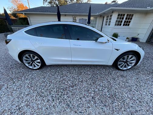 2019 Tesla Model 3 Standard Range Plus