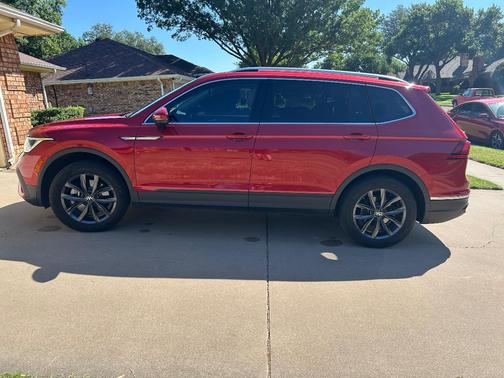 Red 2023 Volkswagen Tiguan 2.0T SE