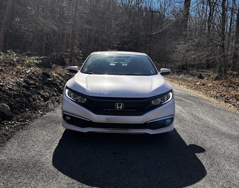 White 2019 Honda Civic EX